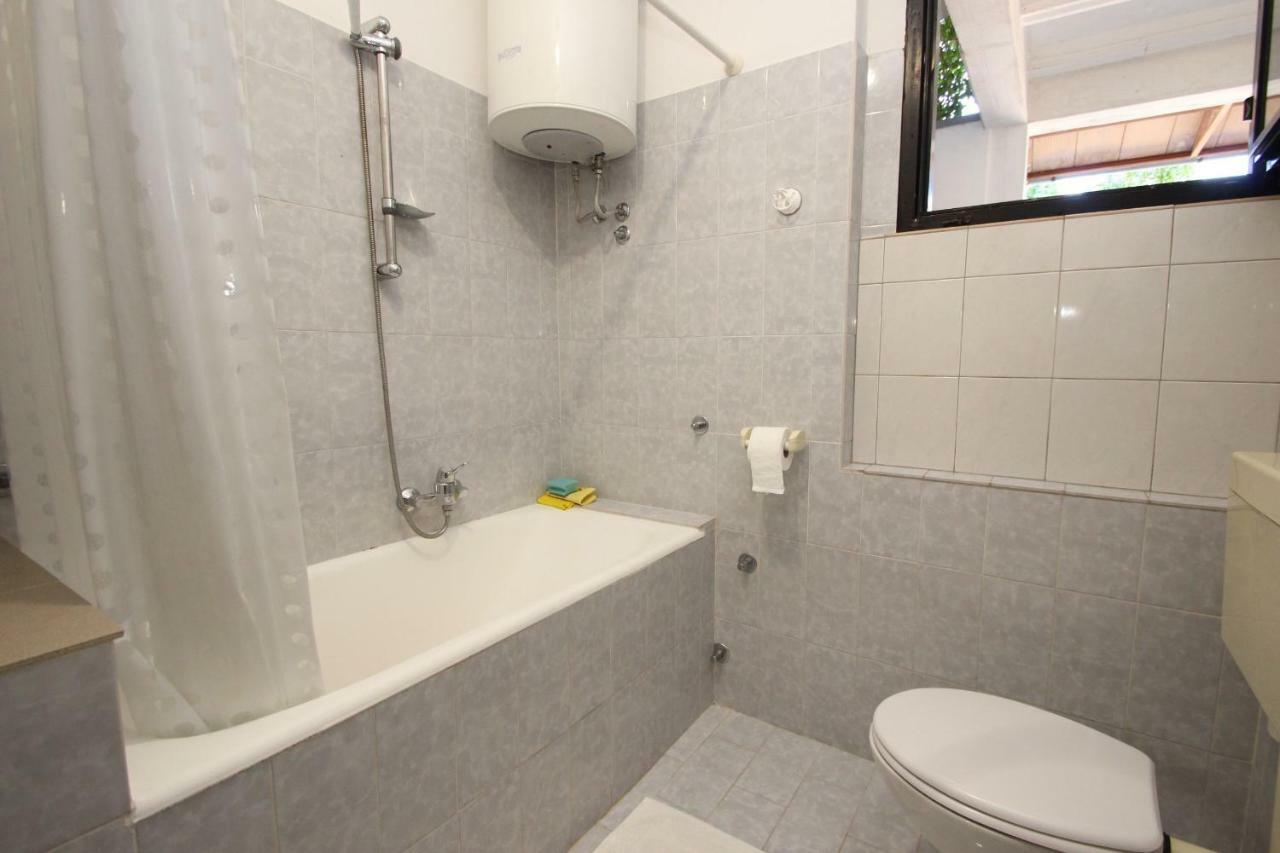 Apartment Sasa Bozac Porec Bagian luar foto