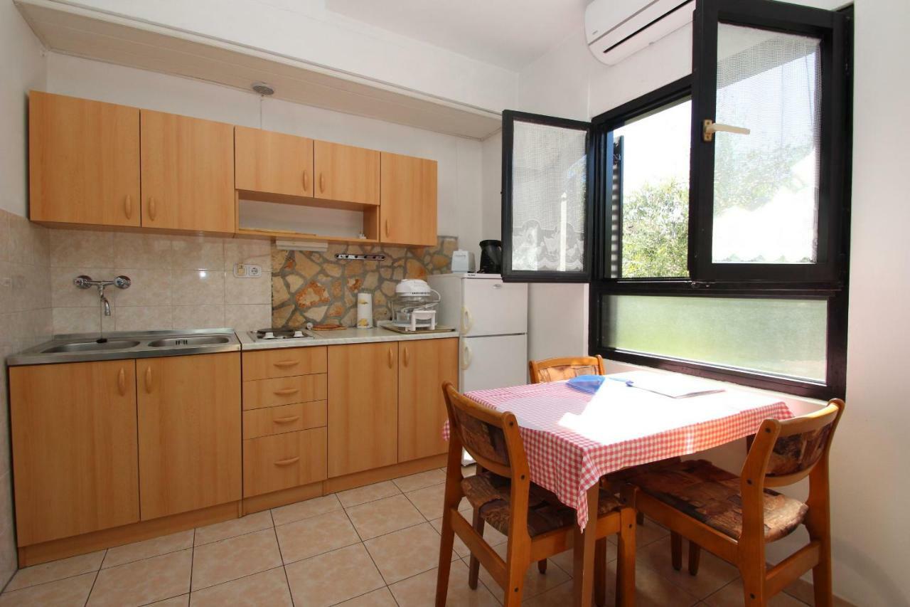 Apartment Sasa Bozac Porec Bagian luar foto
